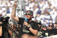 LA Dodgers Drake Trolling Shohei Ohtani World Series Sports News