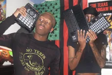 feardorian-osquinn-bags-stream